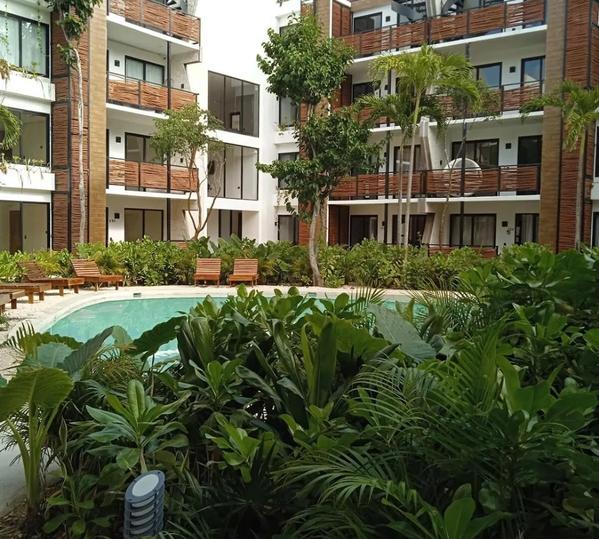 New 2 Bedroom Apartment With Jacuzzi In Tulum